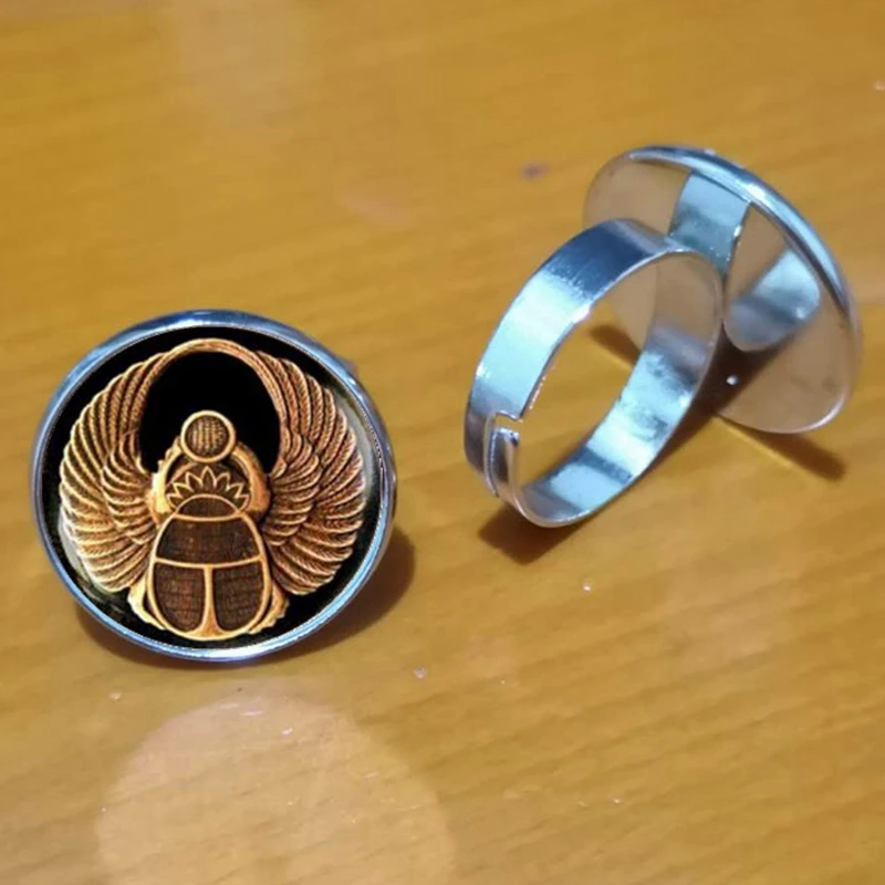 

2019 Power Symbol Egyptian Scarab Glass Dome Ring, Horus Ancient Eyes Egyptian Jewelry Fashion Glamour Female Gift