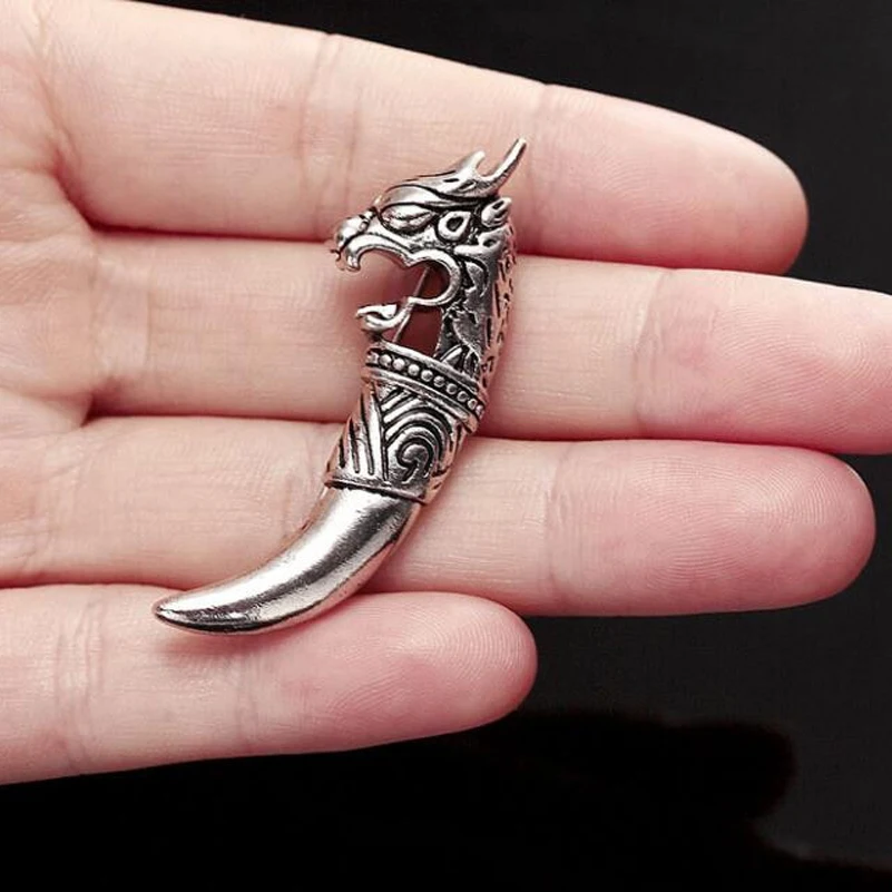 New Fashion Unisex Wolf Tooth Jewelry Vintage Silver Metal Wolf Brooch ...