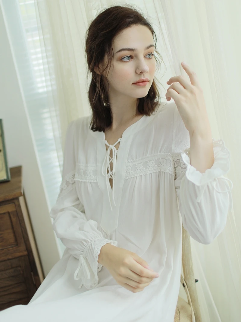 

Summer Autumn Nightdress Woman Sleepwear White Loose Nightgown Court Retro Homewear Female