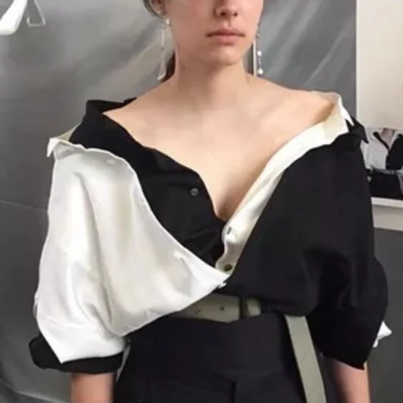 

LANMREM 2019 New Fashion Summer Big V Collar Loose Short Sleeve Blouse Patchwork Trendy Elegant Simple Women Shirt UA22200