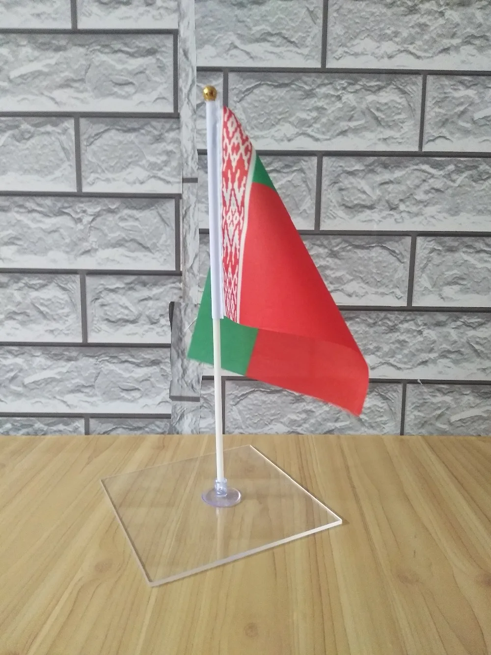 

Belarus table desk flag 14*21cm flag /Plastic flags or suction cups for your choice free shipping 0065