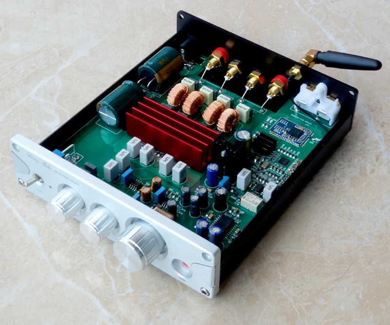 BL30A CSR8675 Bluetooth 5.0 ES9018 Decoding Digital Amplifier Headphone Amplifier BL30A CSR8675 Bluetooth 5.0 ES9018 Decoding Digital Amplifier Headphone Amplifier