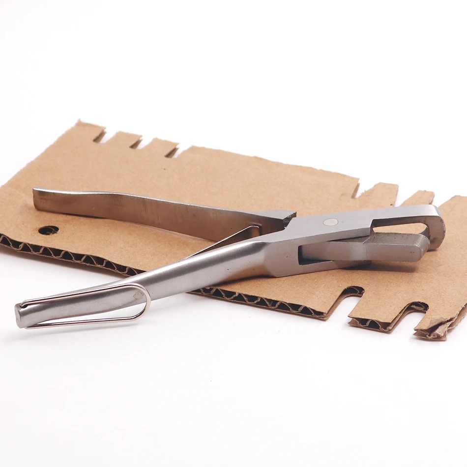 U-type-ear-forceps_1