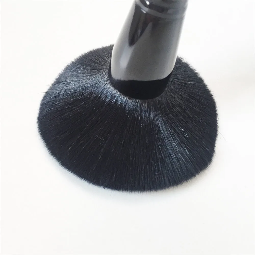 Kevyn Aucion Large Blush Powder Brush _ 4