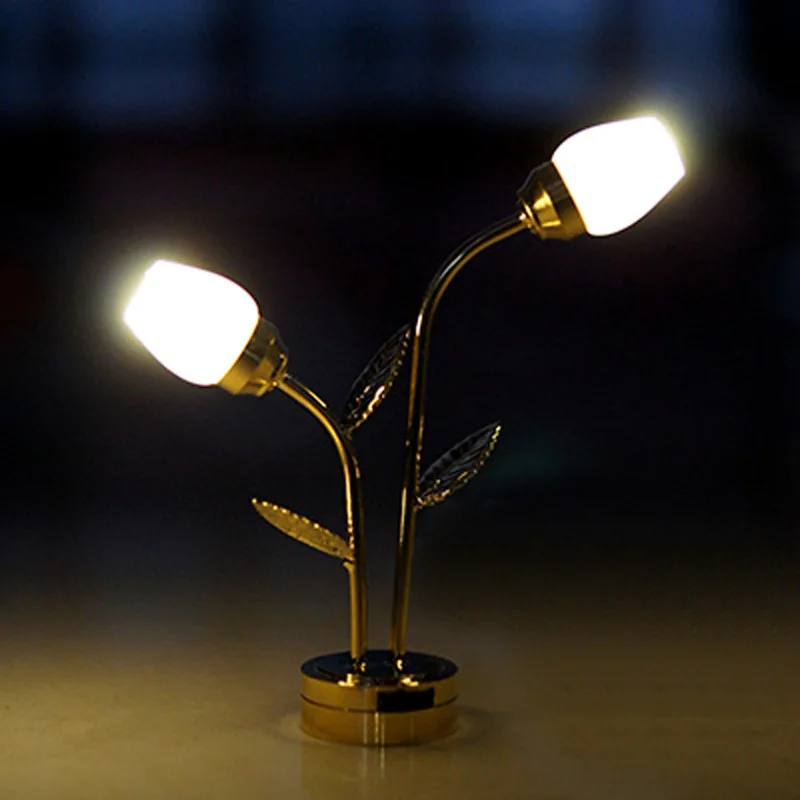 1: 12 миниатюрных кукольных ламп в цветочном стиле, торшер, кукольный дом, светодиодный светильник на батарейках