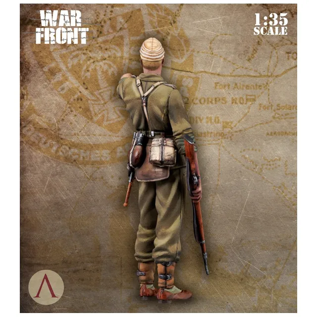 1:35 Resin kit  Standing soldier pointing to the front 3