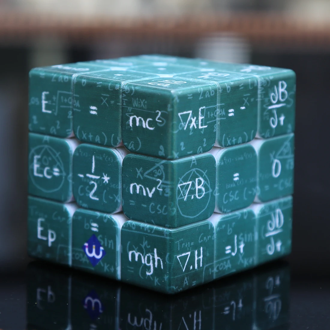 магические кубы. 3d куб головоломка 3 3 кубик. синий кубик. куб 3x3x3. магические кубы.