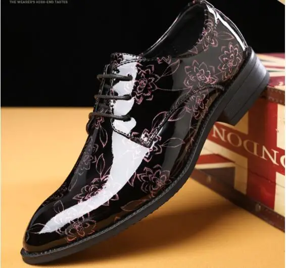 shoes to wear with dark blue jeans