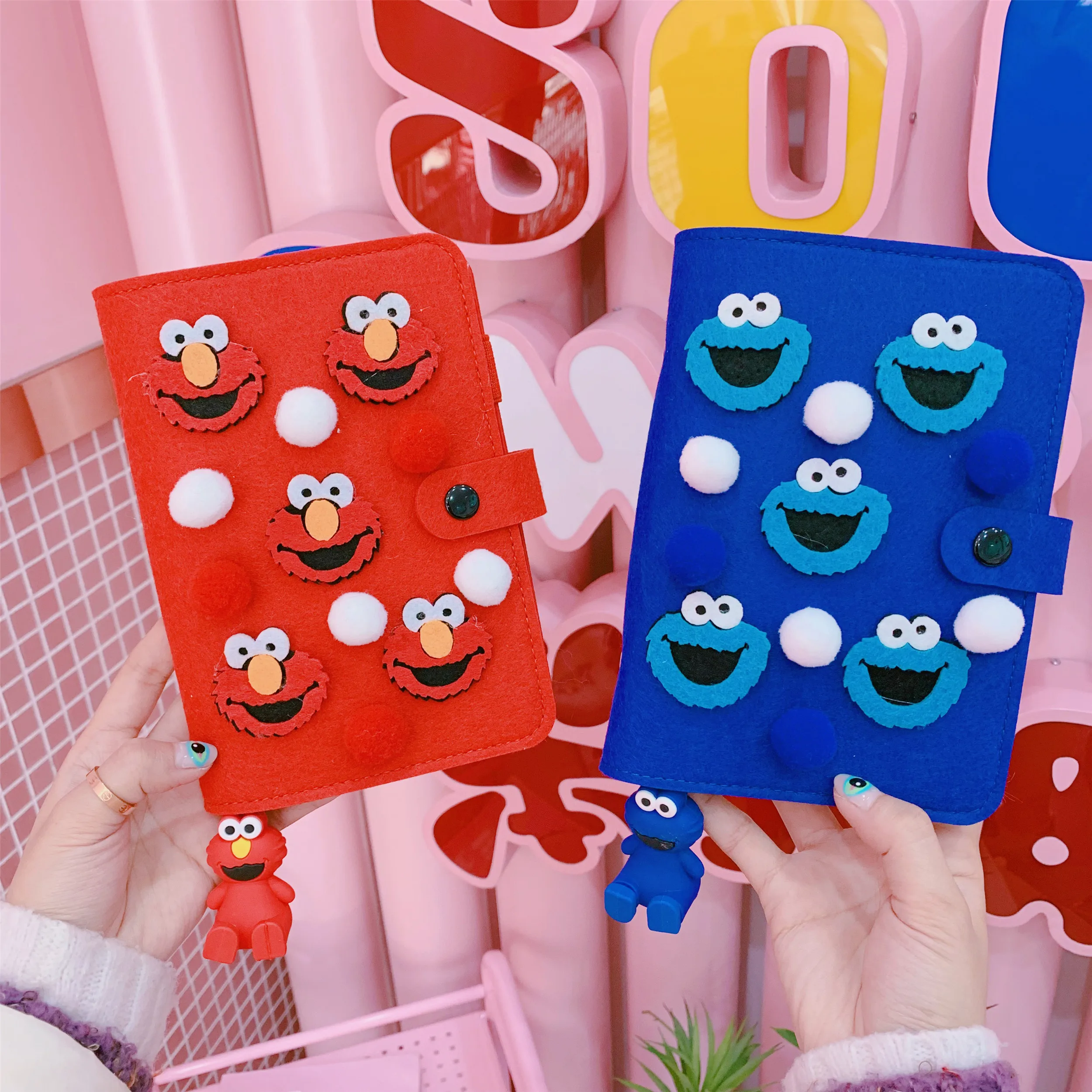 

Ins Original Notebook Sesame Street Hardcover Notebook Travelbook Checkered Diary 1PCS