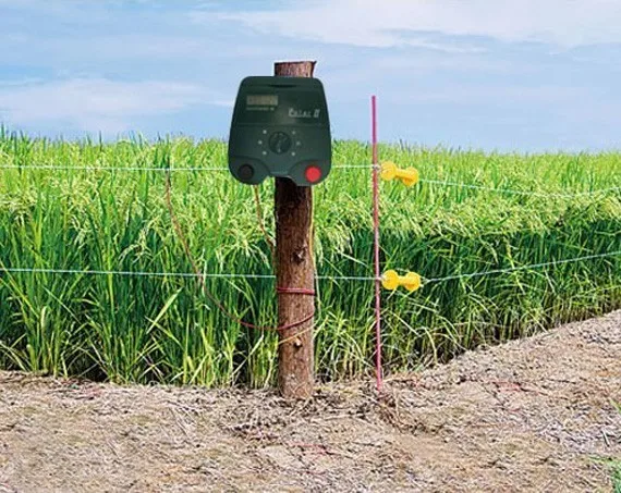 farm-fencing-energizer
