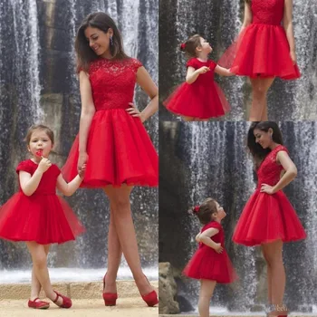 

Red Short Mother And Daughter Prom Dresses Party Dress Cheap Applique Lace Keyhole Formal Holiday Gowns 2019