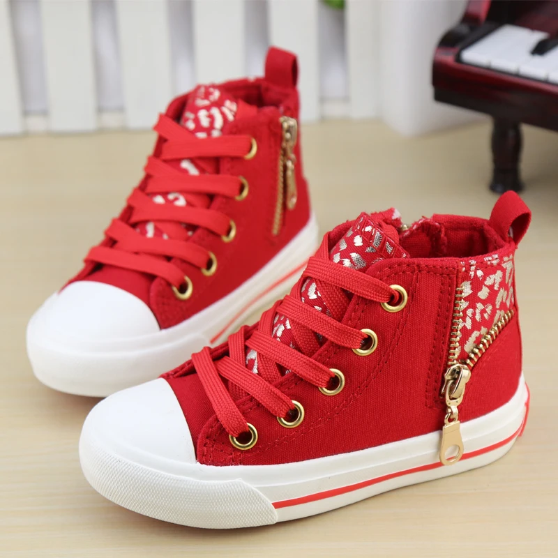 chaussure de fille a la mode