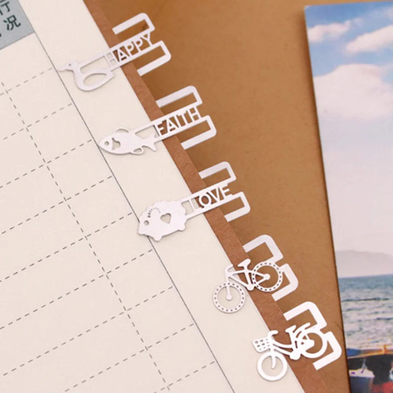 20 шт. мини Аниме автомобиль с животными автобусом Рождественская Закладка милая