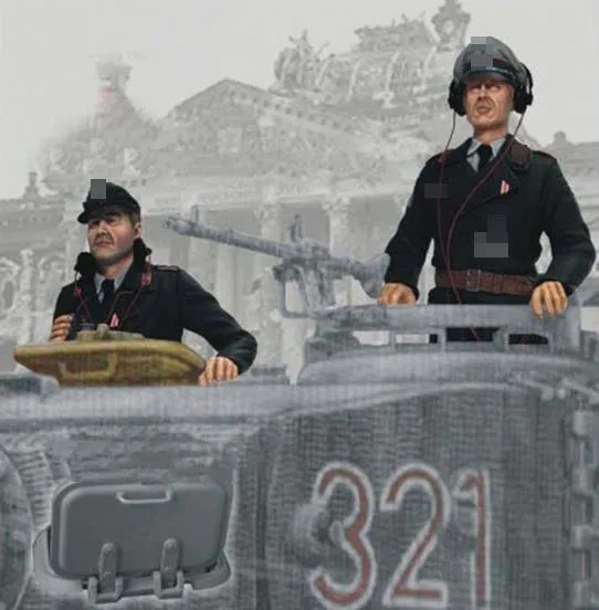 

1/16 Unpainted Resin Figure WWII Tiger-I Crew 2 figures