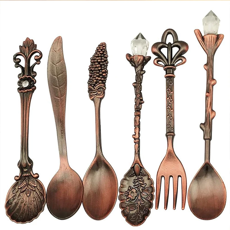 

6pcs/set Vintage European Tableware Coffee Accessories Set Royal Dinnerware Dessert Forks for Sweet Snacks