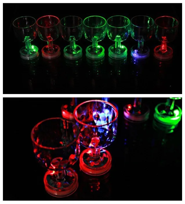 

24pcs/lot Glowing Party Ball Pub Flash Wineglass Cup Cann LED Light-up Plastic Glow Tableware Dinnerware Festival Party Supplies