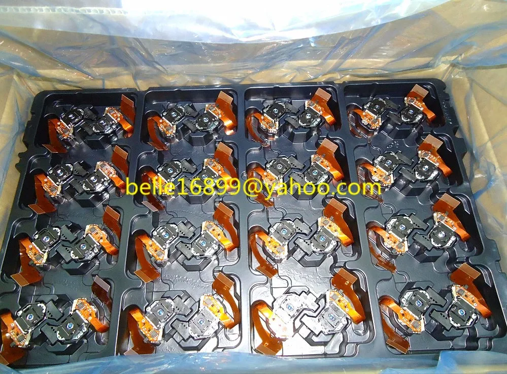 

Free shipping 100% new and original car cd lens RAE0150 RAE0152 RAE0150Z RAE0152Z With IC For TOYOTA HON DA BMNW MERCEDES
