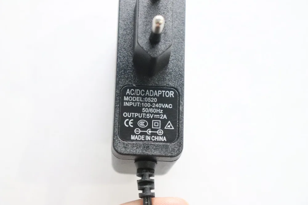 Универсальный черный IC адаптер питания AC зарядное устройство DC 5V 2A/2000mA 2,5 мм ЕС США штекер для Android, планшет, ноутбук дропшиппинг
