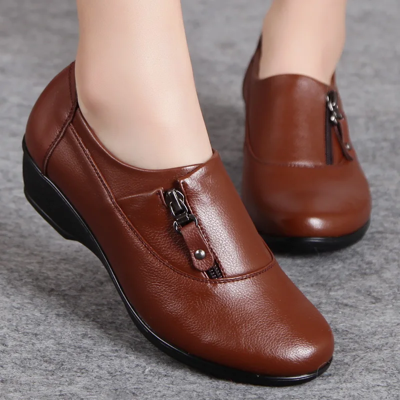 ФОТО 2015 winter and spring new women warm fur genuine leather shoes ,zip brown black women flats