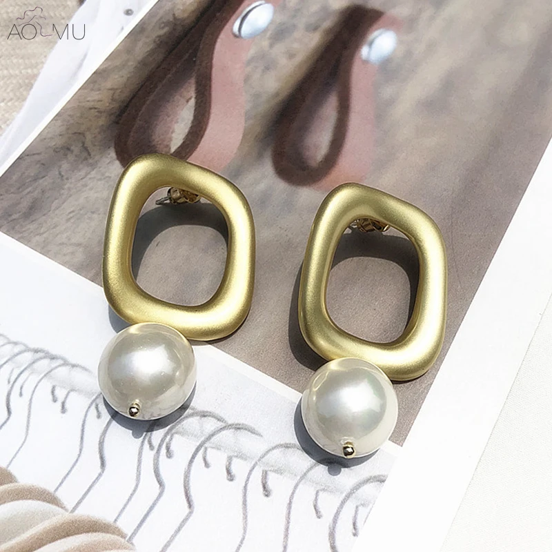 

AOMU Korea Gold Matte Metal Geometric Distortion Irregular Square Natural Freshwater Pearl Ball Big Stud Earrings for Women