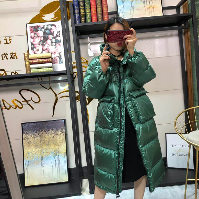 Kopen Ftlzz 2020 Vrouwen Lange Down Jas Winter Warme Jas Lange Mouwen White Duck Down Parka Stand Kraag Uitloper Ritsvak jas