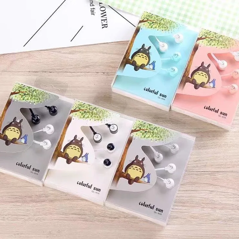 

CHICLITS Couple Cute Cartoon Totoro Earphones 3.5mm Fashion In-ear Music Universal Earplugs With Mic For MP3 MP4 Mobile Phone