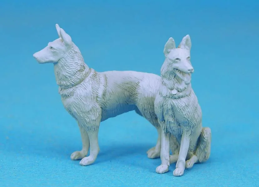 

1/35 Resin Figure Model Kits Dogs Set Unassembled unpainted