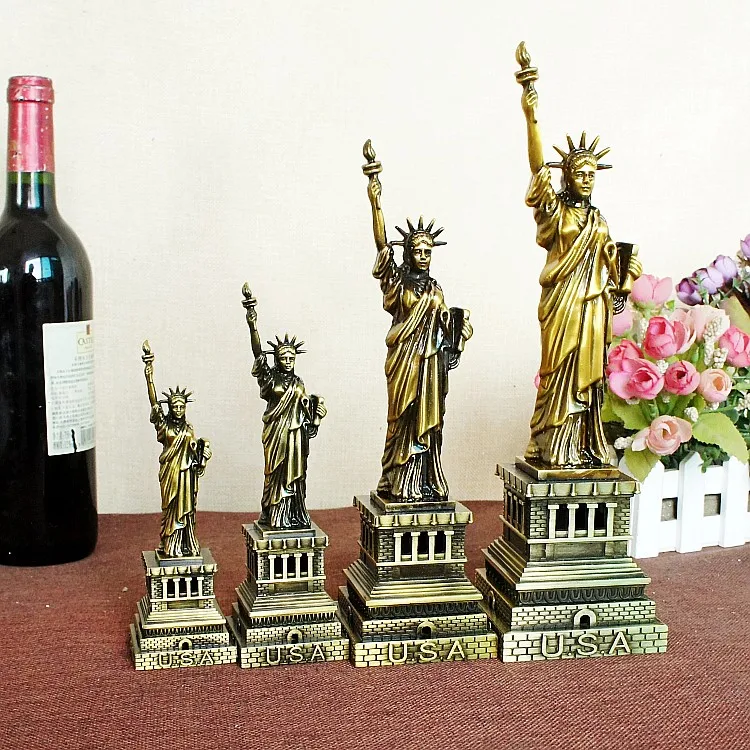Creative retro Iron Decoration American Statue of Liberty world famous mini Crafts Figurines