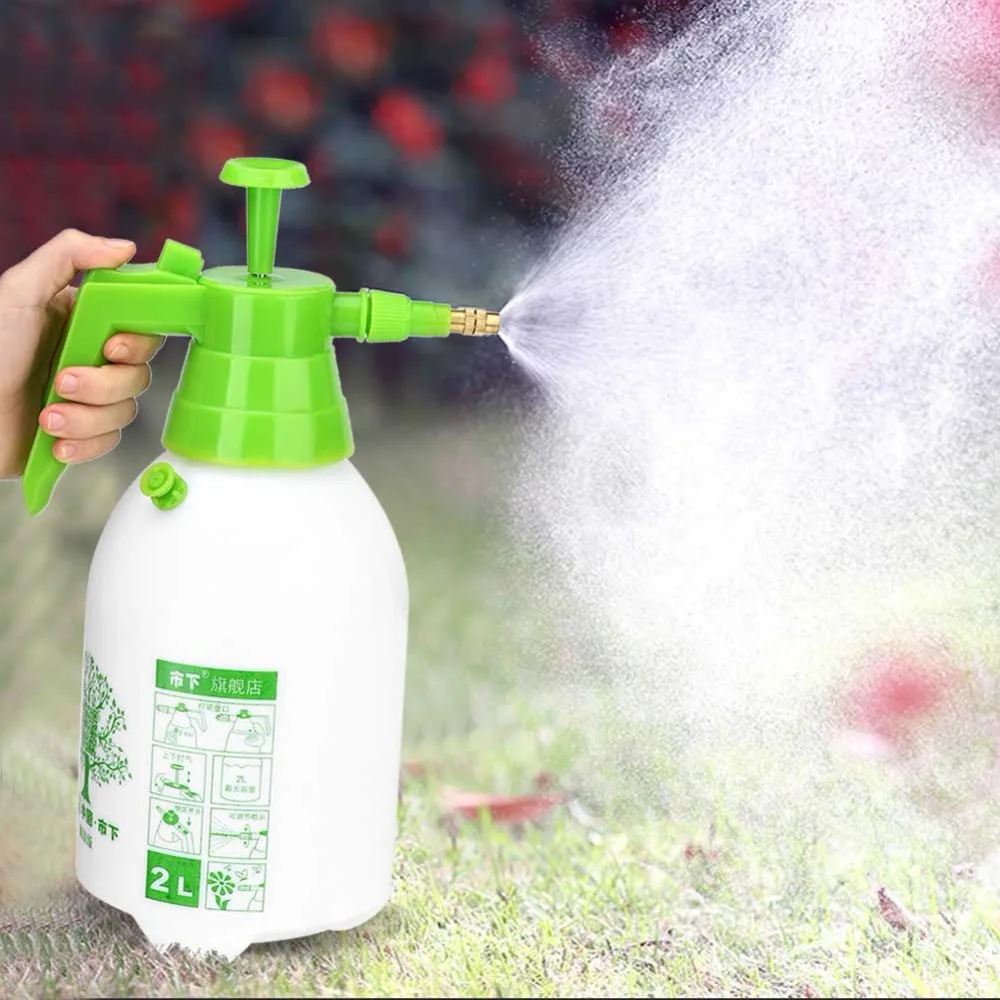 2L Manual Pressurized Water Sprayer Spray Gun Sprinkler Tool Garden