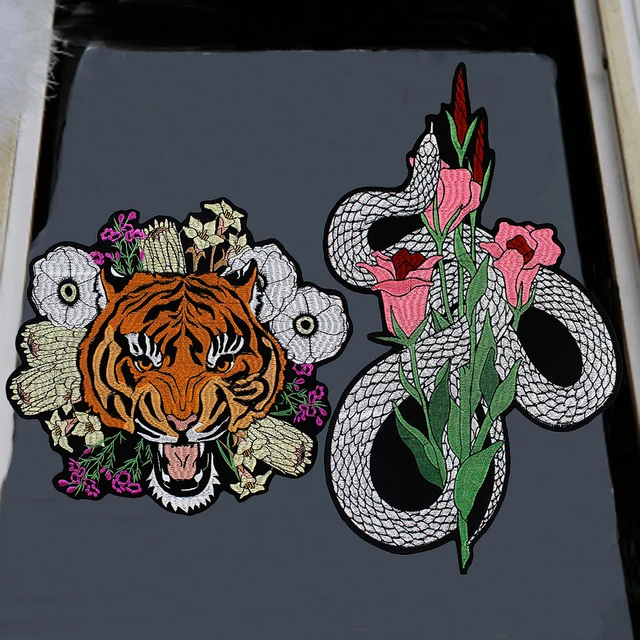 Shio ular dan harimau