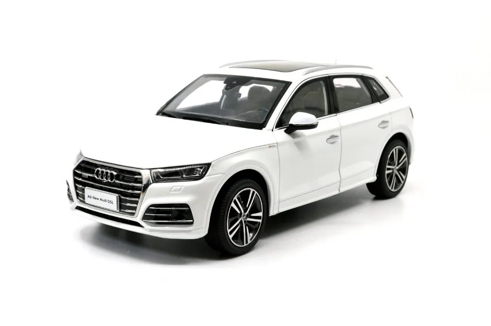 Audi Q5L 2018 White 01