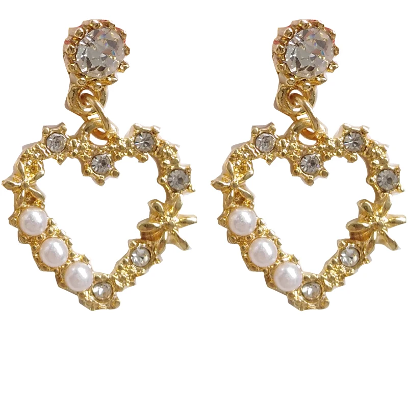 

New Earring For Women Metal texture simple love shape creative trend without Earrings