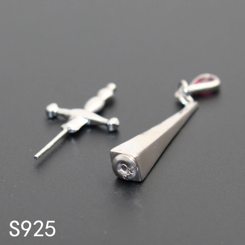 925 Sterling Silver Cesare's Veto Sword Blood Red Gothic Stud Earring Jewelry