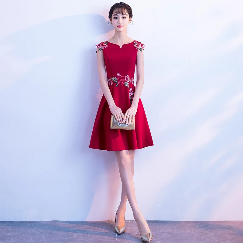 Короткий рукав изящные вечерние платья вышивка красный официальная Вечеринка платье Королевский цветы атласная-line по колено для выпускного бала E311