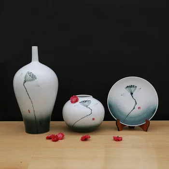 

Jingdezhen Flower Vase New Chinese Ceramic Decoration Three-piece Set Vintage Vase Pendulum Home Decoration Crafts Vase