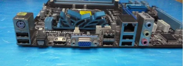 اللوحة الأصلية ل asus P7H55-M المقبس lga 1156 ddr3 h55 16 جيجابايت i3 i5 i7 cpu اللوحة مجانية مجانا