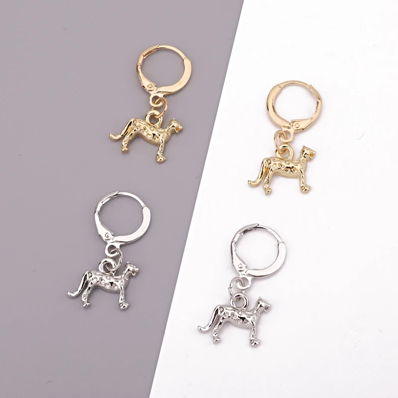 

1Pair Cute Gold Silver Small Leopard Hoop Earrings European Punk Animals Pendant Endless Circle Earrings Women Jewelry E237