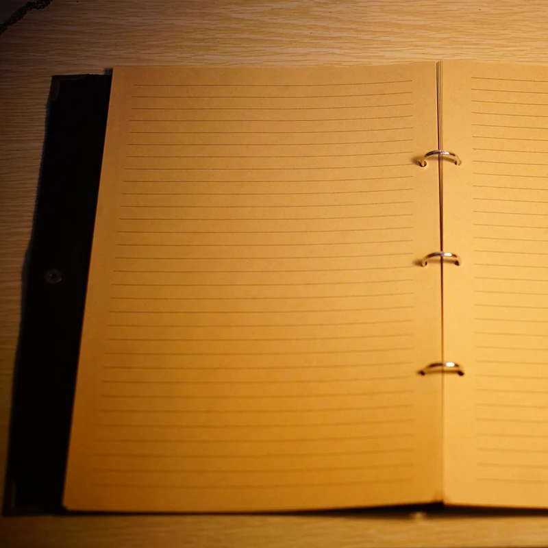 Standardní A4 pravá černá kůže kryt notebook ruční volné listy kraft linka stránky papír imprint kůže monogram notebook