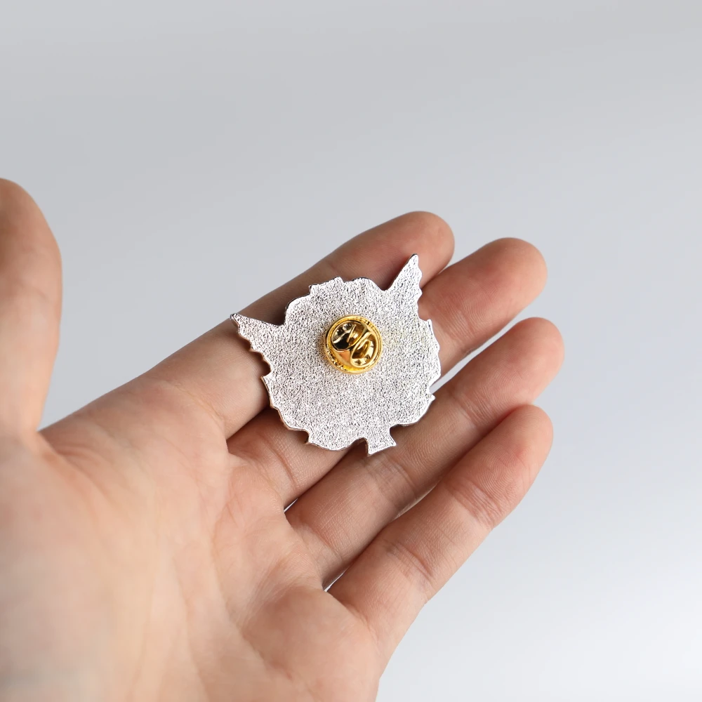 Anime Saga of Tanya the Evil Badge Cosplay Tanya Von Degurechaff Pins Brooches Accessories Metal Souvenir Party Prop (1)