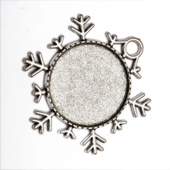 

30PCS 25mm 1 inch Snowflakes Cabochon Pendant Base, pendant setting