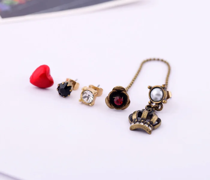 

Fashion accessories love small vintage women's stud earring Factory Wholesale