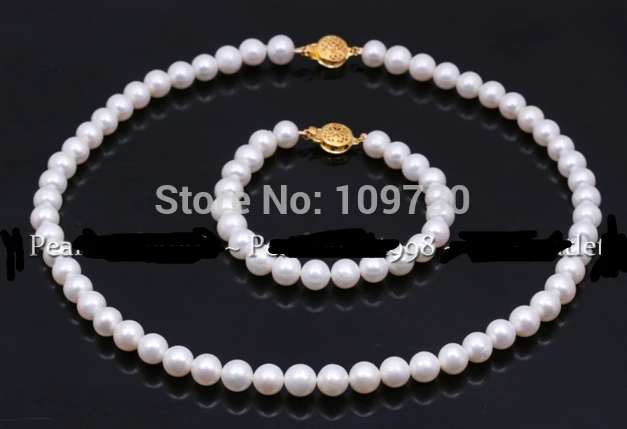 

Jewelry 00736 AA GENUINE WHITE CULTURED PEARL NECKLACE & BRACELET SET