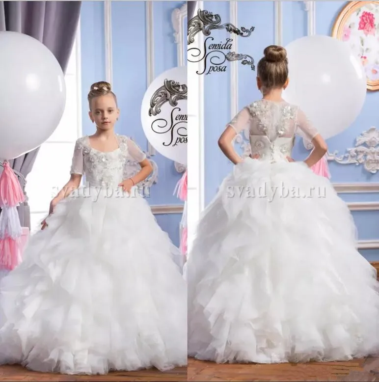 Tiered Ruffles 2017 Lace Flower Girls Dress Short Sleeve Vintage Little Girls Dress Special Occasion First Communion Dress Tiered Ruffles 2017 Lace Flower Girls Dress Short Sleeve Vintage Little Girls Dress Special Occasion First Communion Dress