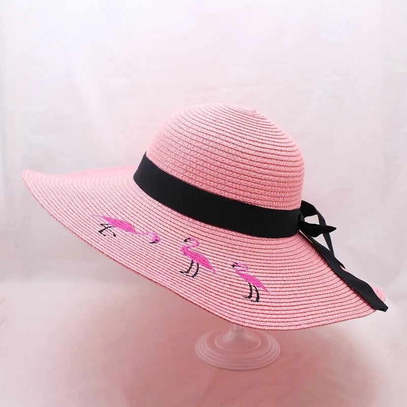 أحدث الصيف القش قبعة مرنة النساء الشاطئ قبعات للحماية من الشمس Bowknot الشريط شاطئ كاب الفتيات لطيف فلامنغو التطريز واسعة كبيرة حافة قبعات