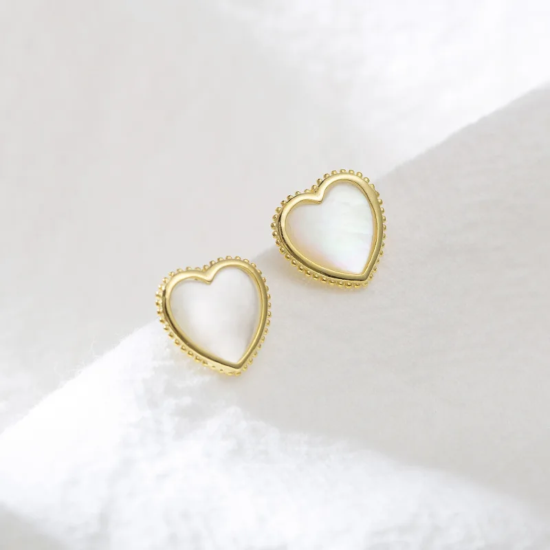 Silvology 925 стерлингового серебра белый корпус сердце серьги легкие Роскошные минималистичные серьги гвоздики для женщин новые модные ювелирные изделия