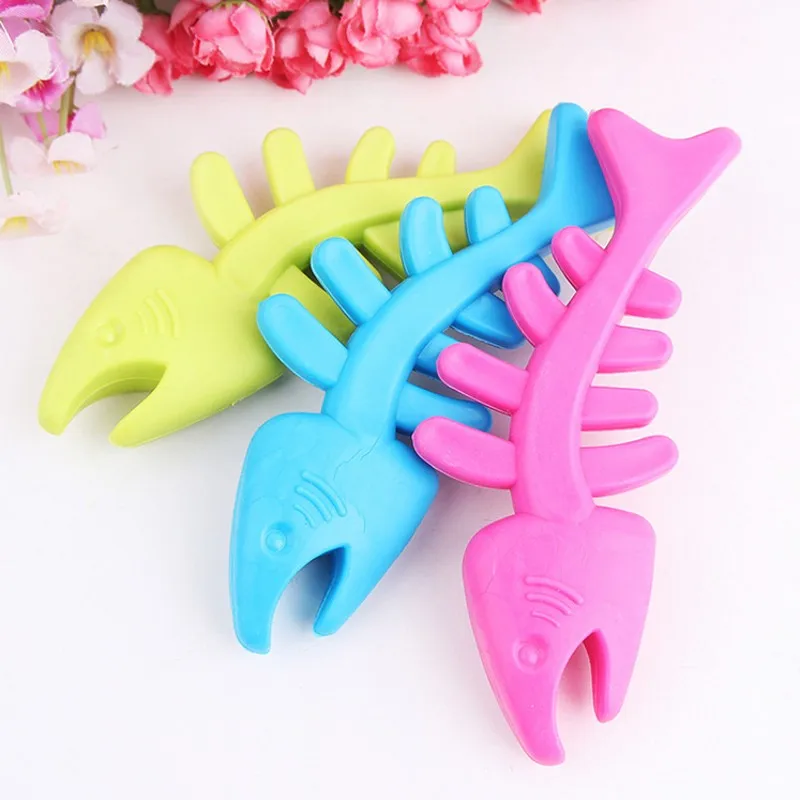 New Durable Solid Pet Dog Toys Puppy Cats Chewing Soft Fish Bones Toys