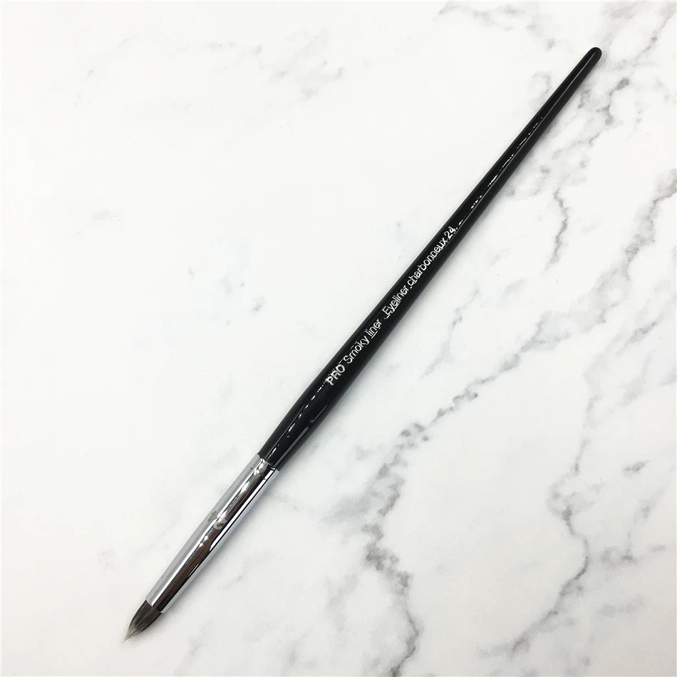 Профессиональная подводка для глаз No.24 Black с длинной ручкой Pro Smoky Liner Кисть