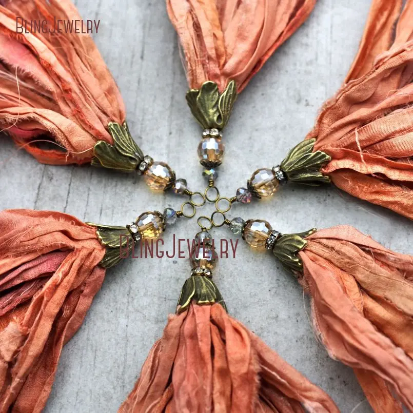 20171213-PM9051-  Antique Bronze Color Plated Coral Pink Sari Silk Tassel Pendant_8