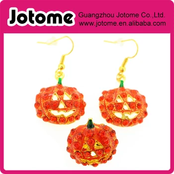 

Hyacinth orange Pumpkin Crystal Lapel Pin And Earrings Gift Set