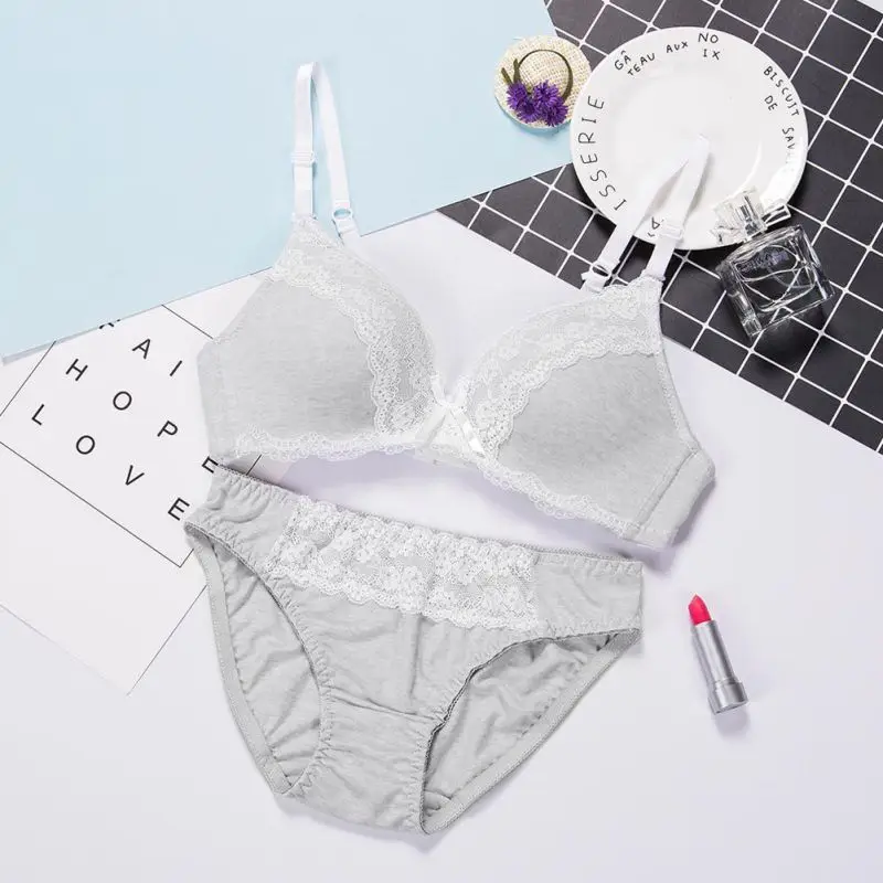 Sexy Women Back Closure Padded Bra Sets B Cup Lace Gauze Patchwork Wireless Bras+Paties Suits Multi-Color